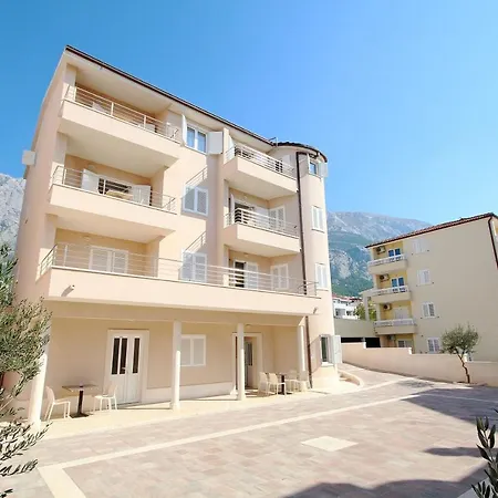 Domo Apartment Makarska