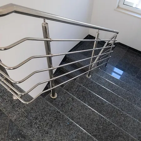 Apartment Domo Makarska