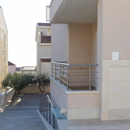 Domo * Makarska