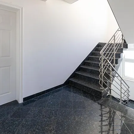 Domo Apartment