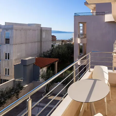 Domo Apartment